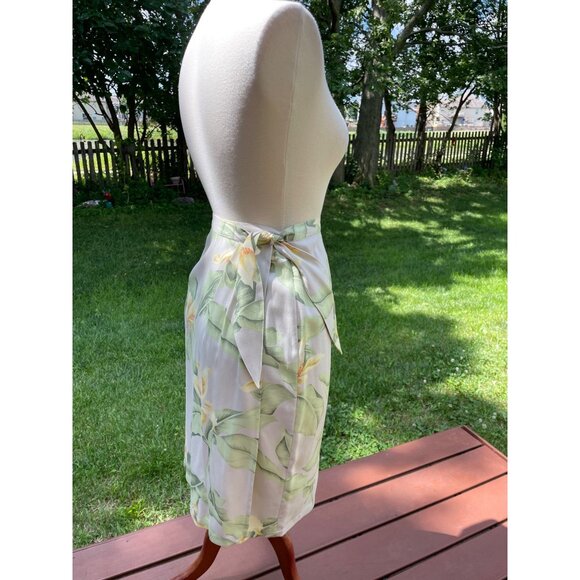 Tommy Bahama Womens Silk Floral Shirt Dress Suit S Wrap Around Skirt V-Neck - Picture 10 of 12